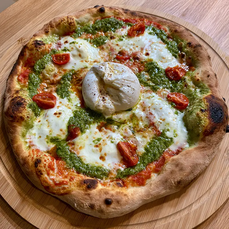 Pizza al pesto burrata — pizza du menu de Ray’s San Francisco à Tanger