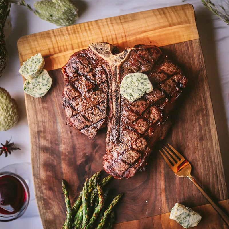 T-bone steak grillé (500g) — viande du menu de Ray’s San Francisco à Tanger